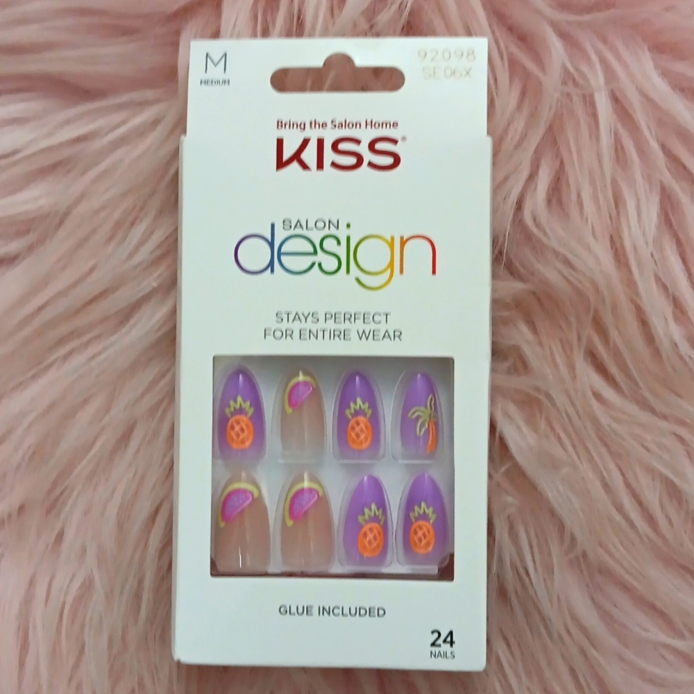 Brand New KISS SALON DESIGN False Nails-M
